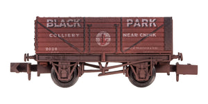 2F-071-085 N Gauge 7 Plank Chirk 2028 Weathered