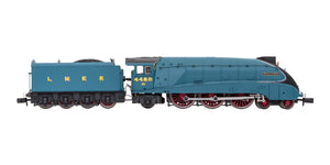 2S-008-016 A4 Mallard 4468 BR Garter Blue + 4 Teak Coaches