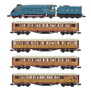 2S-008-016 A4 Mallard 4468 BR Garter Blue + 4 Teak Coaches